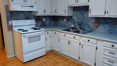Main picture of 255 E Main St