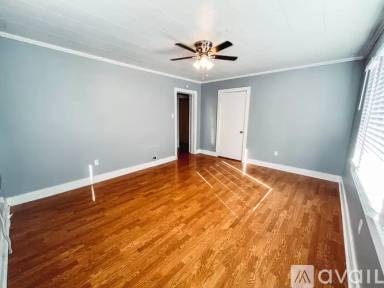 Main picture of 616 W Saint Louis St