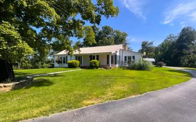 Main picture of 2512 Kennedy Rd