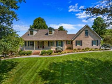 Main picture of 3058 Waters Edge Dr