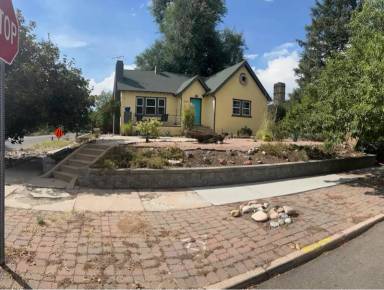 Main picture of 1301 Elm St