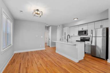 Main picture of 3051 Clifton Ave