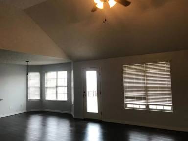 Main picture of 2039 Mississippi Ave