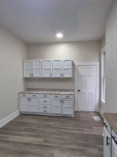 Main picture of 729 Hill Ave