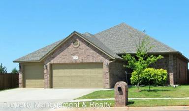 Main picture of 17605 Pond Walk Ct