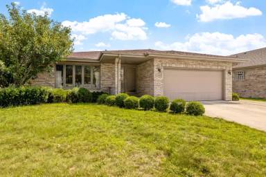 Main picture of 11405 Foxwoods Dr
