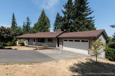 Main picture of 1700 6th St