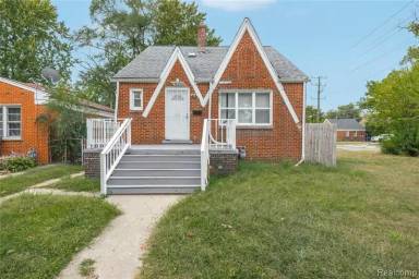 Main picture of 16253 Strathmoor St