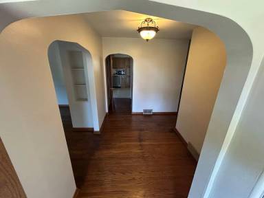 Main picture of 1001 Freedom Rd