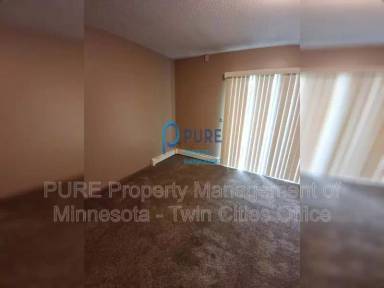 Main picture of 3384 Upper 149th St W