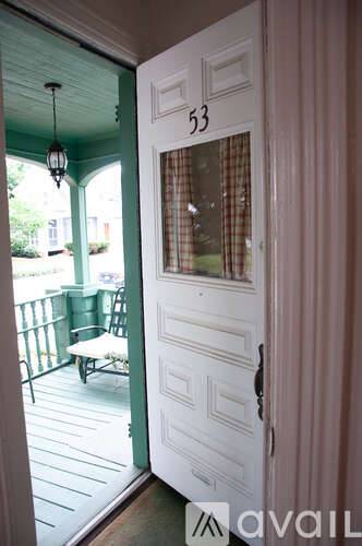 Main picture of 53 Potter St