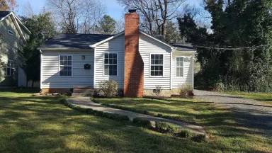Main picture of 1025 Brookhurst Dr