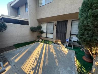 Main picture of 10400 Owen Way