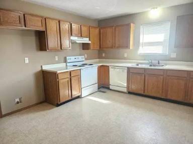 Main picture of 4555 N Saint James St