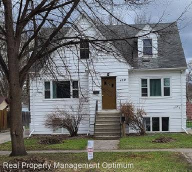 Main picture of 408 13th St S