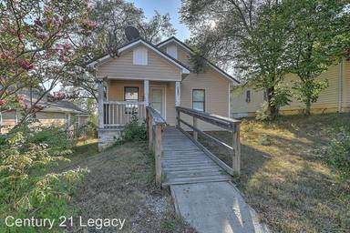 Main picture of 914 Fairview Ave