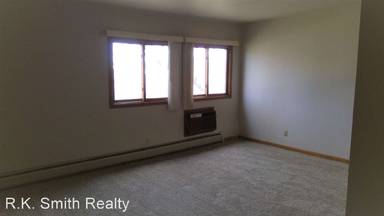 Main picture of 619 College St