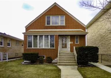 Main picture of 5640 S Narragansett Ave
