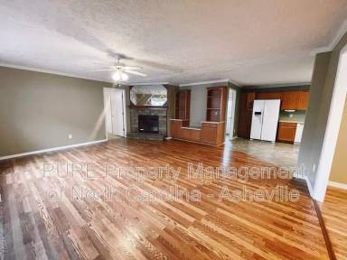 Main picture of 208 Michigan Ave