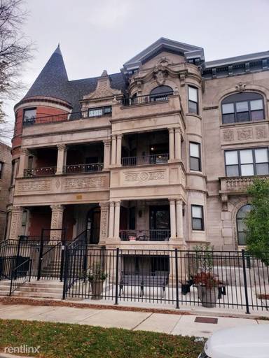 Main picture of 4710 S King Dr