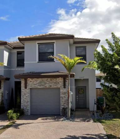 Main picture of 25057 SW 108th Ave