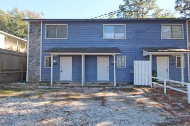 Main picture of 316 Teakwood Cir