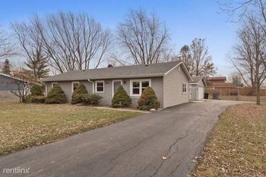 Main picture of 8771 W 168th St