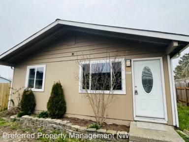 Main picture of 9003 10th St NE