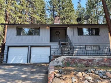 Main picture of 3748 Ruby Way