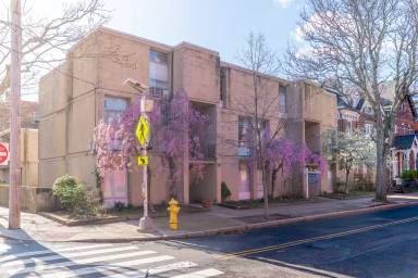 Main picture of 103 Olive St