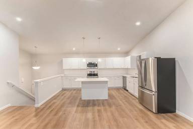 Main picture of 11330 Foxway Dr