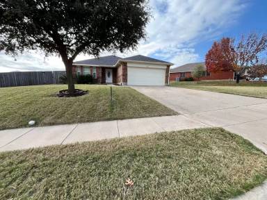 Main picture of 1513 Morin Dr