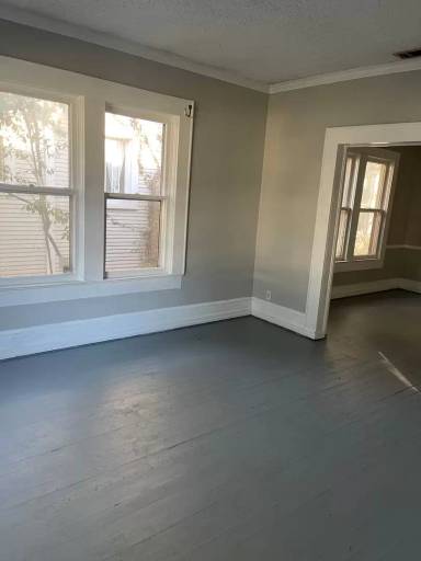 Main picture of 239 1/2 Prospect St