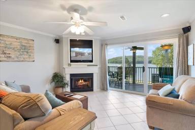 Main picture of 549 Park Place Dr