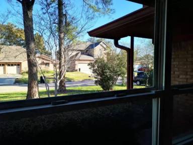 Main picture of 5527 Darnell St