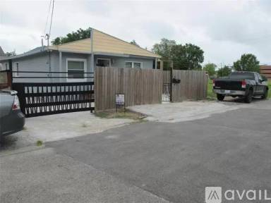 Main picture of 3511 Cobb St