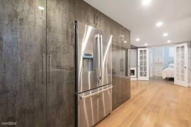 Main picture of 23 Unity St