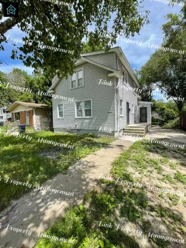 Main picture of 14020 Plainview Ave