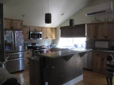 Main picture of 801 E Cascade Ave