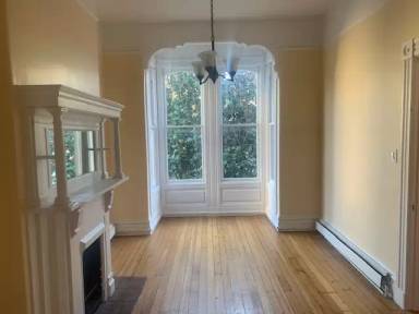 Main picture of 1016 Shotwell St