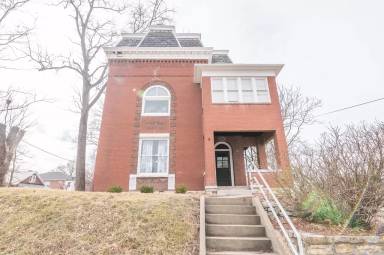Main picture of 309 W Dunklin St