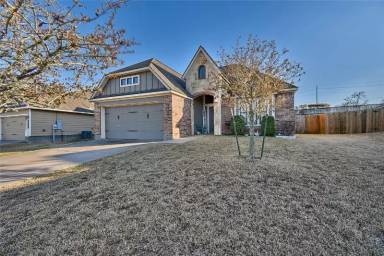 Main picture of 801 Cobble Gate Dr