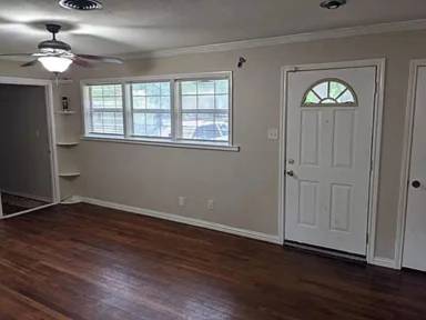 Main picture of 1822 S 39th St