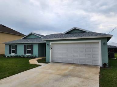 Main picture of 5537 NW Burgin St