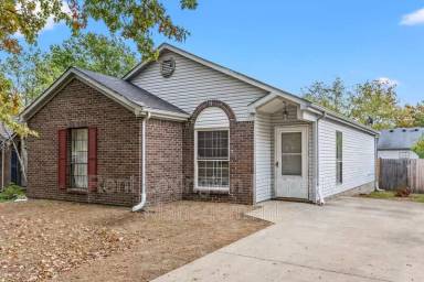 Main picture of 1342 The Kings Ct