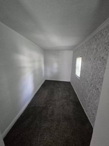Main picture of 30 N Elm St