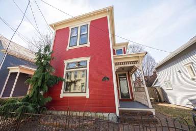 Main picture of 357 Jackson St