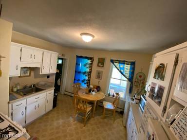 Main picture of 11 Boardman St