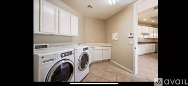 Main picture of Grayhawk