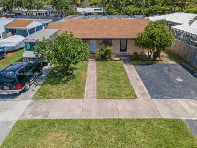 Main picture of 1117 NE 10th St